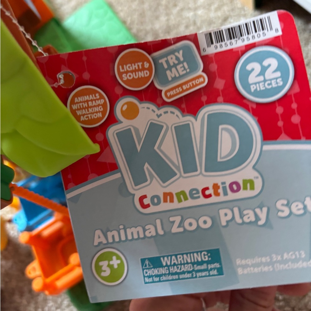 Kid Connection Animal Zoo Play Set - Barely Used! - Picture 2 of 3